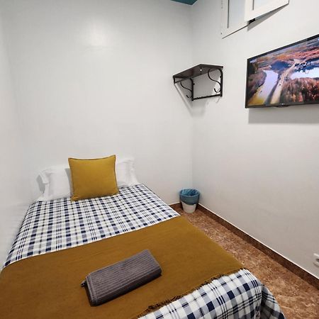 M-A Catrachos Rooms Madryt Zewnętrze zdjęcie