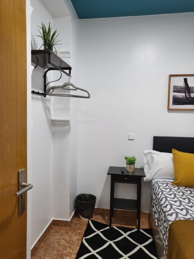 M-A Catrachos Rooms Madryt Zewnętrze zdjęcie