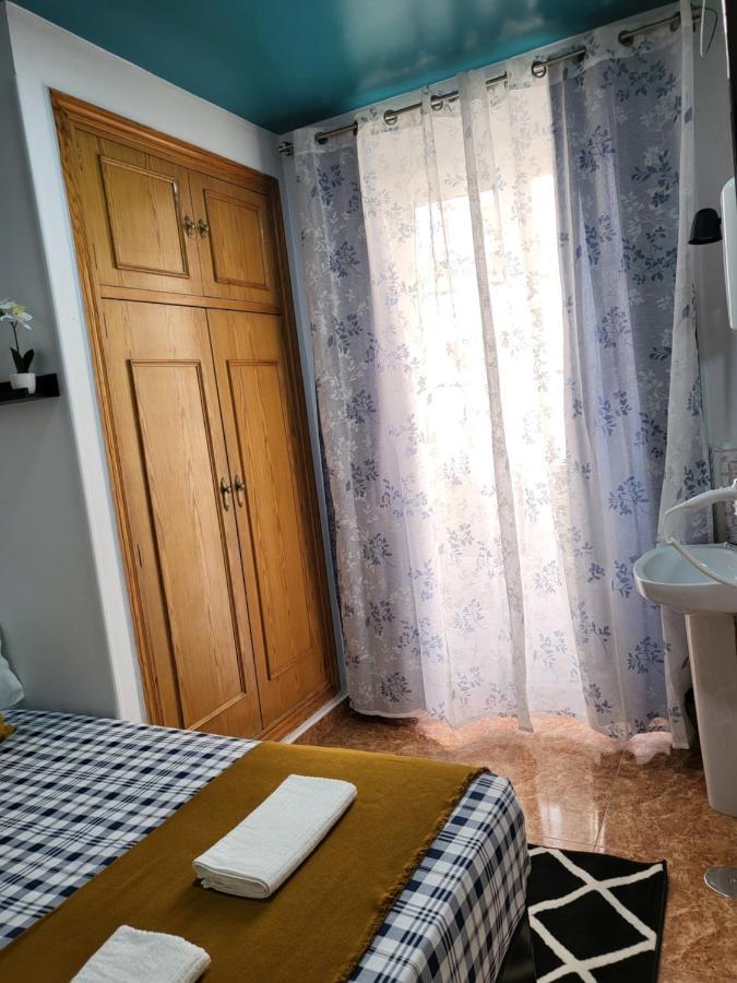 M-A Catrachos Rooms Madryt Zewnętrze zdjęcie