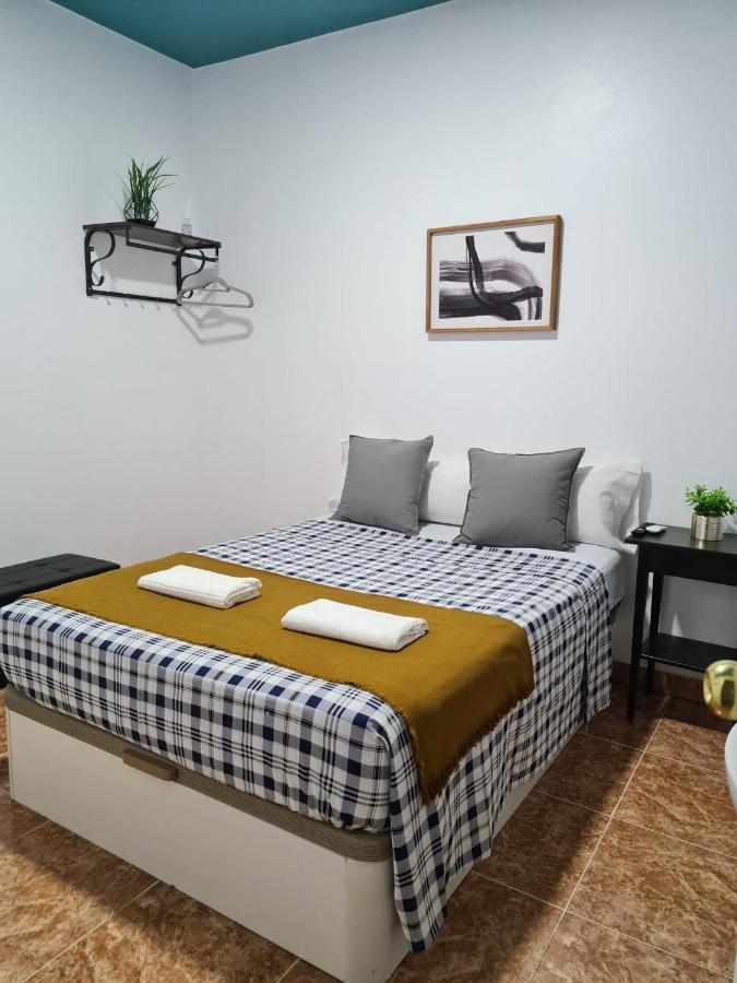 M-A Catrachos Rooms Madryt Zewnętrze zdjęcie