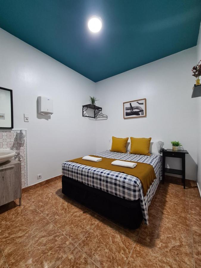 M-A Catrachos Rooms Madryt Zewnętrze zdjęcie