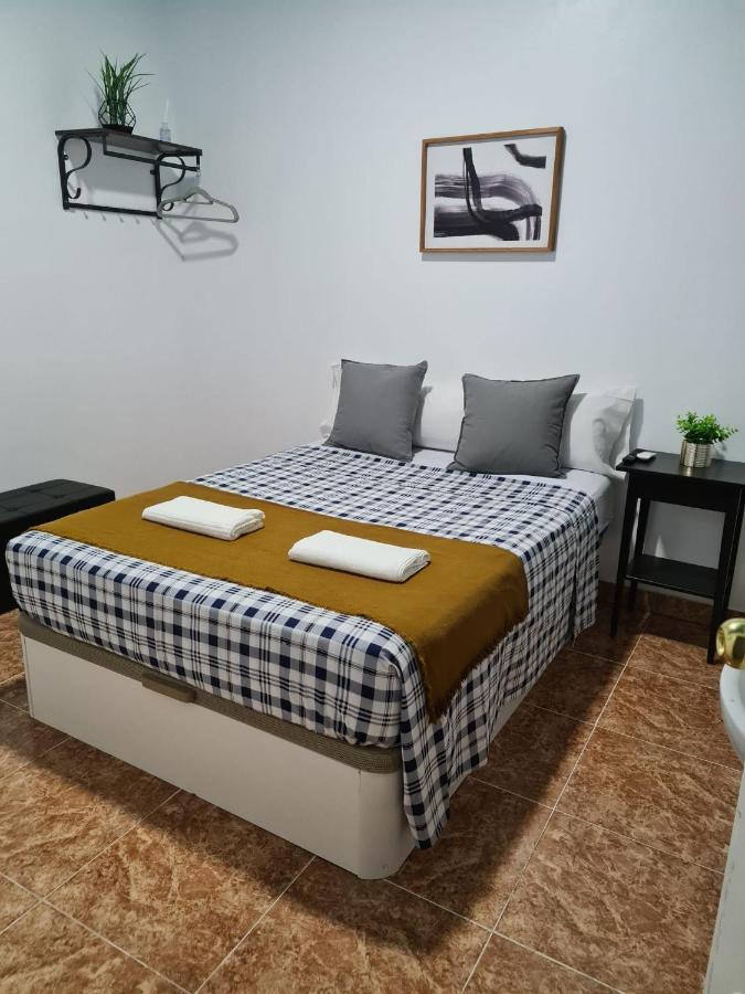M-A Catrachos Rooms Madryt Zewnętrze zdjęcie